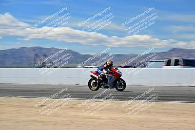 media/Mar-25-2024-Moto Forza (Mon) [[8d4319bd68]]/3-Intermediate Group/Session 4 (Front Straight Speed Pans)/